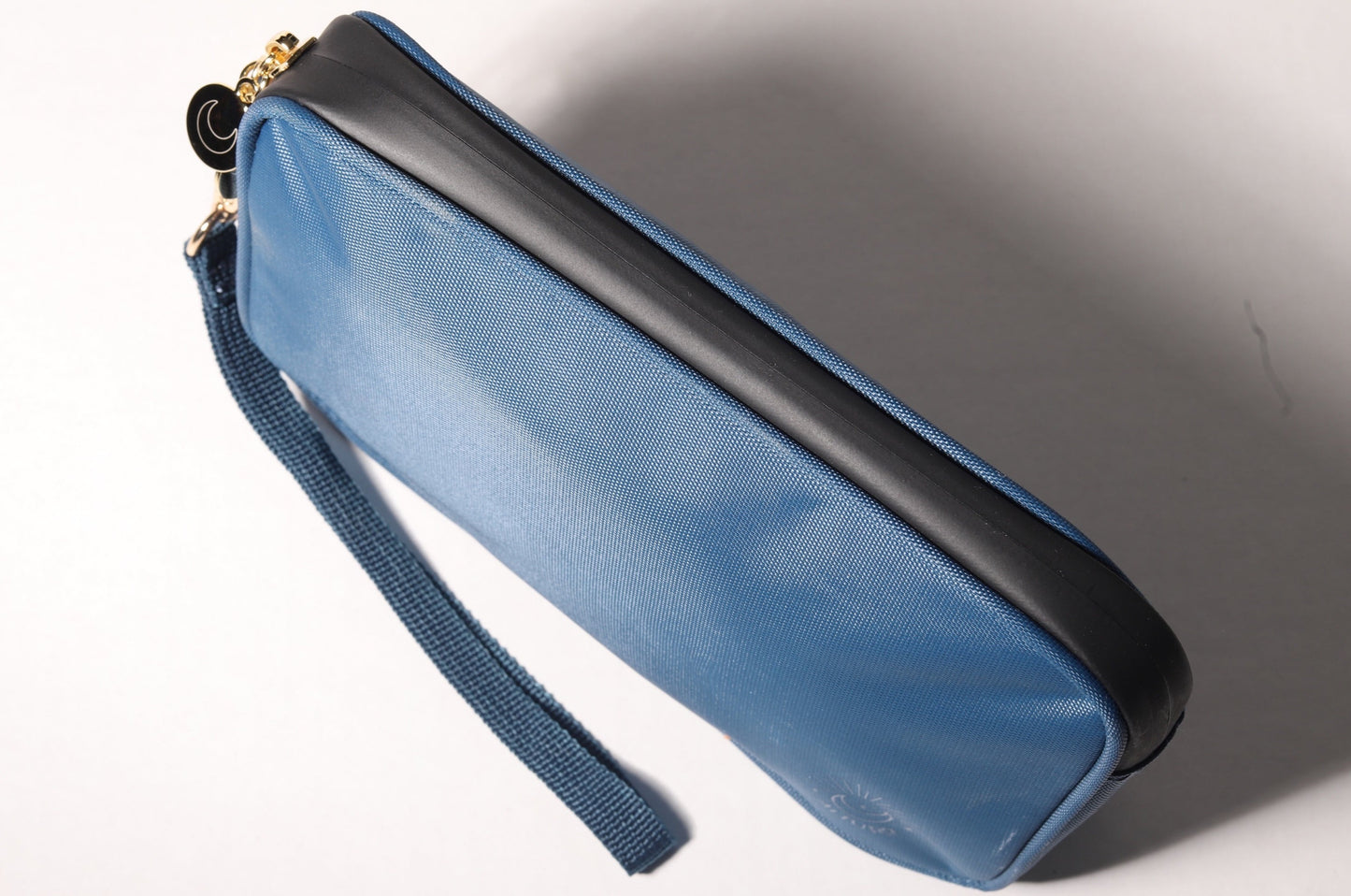 La Profesional - Smell Proof Zippered Stash Bag - Azul